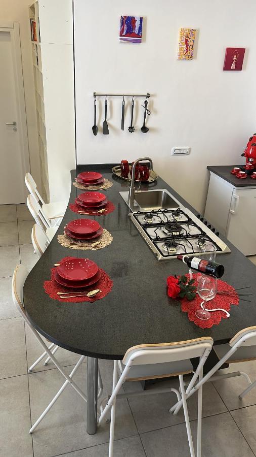 San Genna Pienzace Tu Apartment Наполи Екстериор снимка