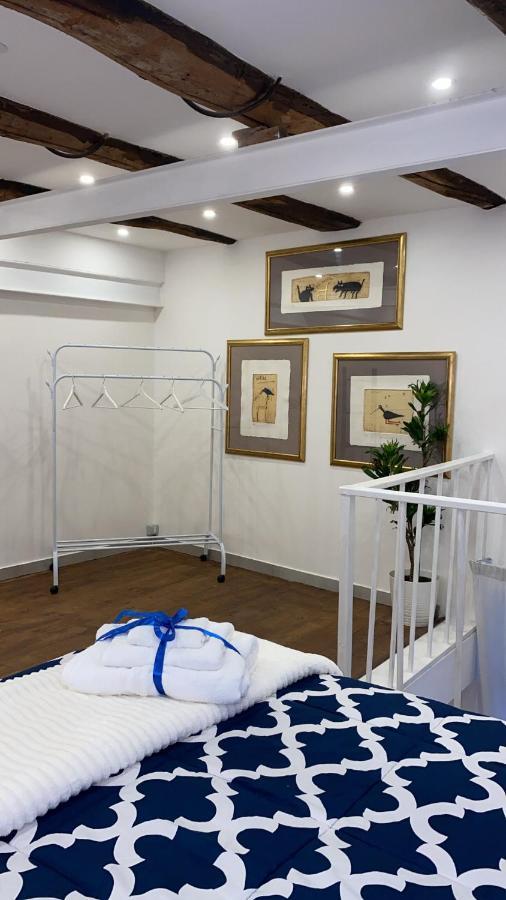 San Genna Pienzace Tu Apartment Наполи Екстериор снимка